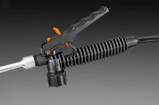Husqvarna 318iS20 Battery Backpack Sprayer - Image 5